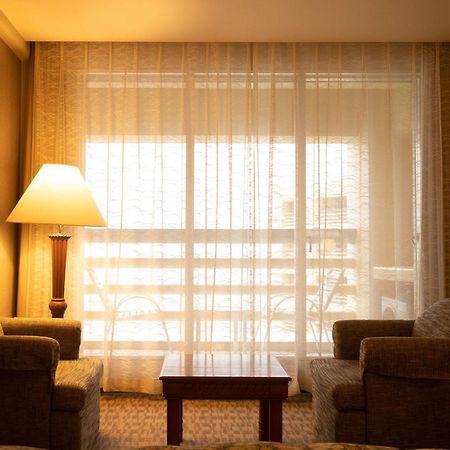 Radisson Blu Hotel, Greater Noida Exterior foto A room at the hotel