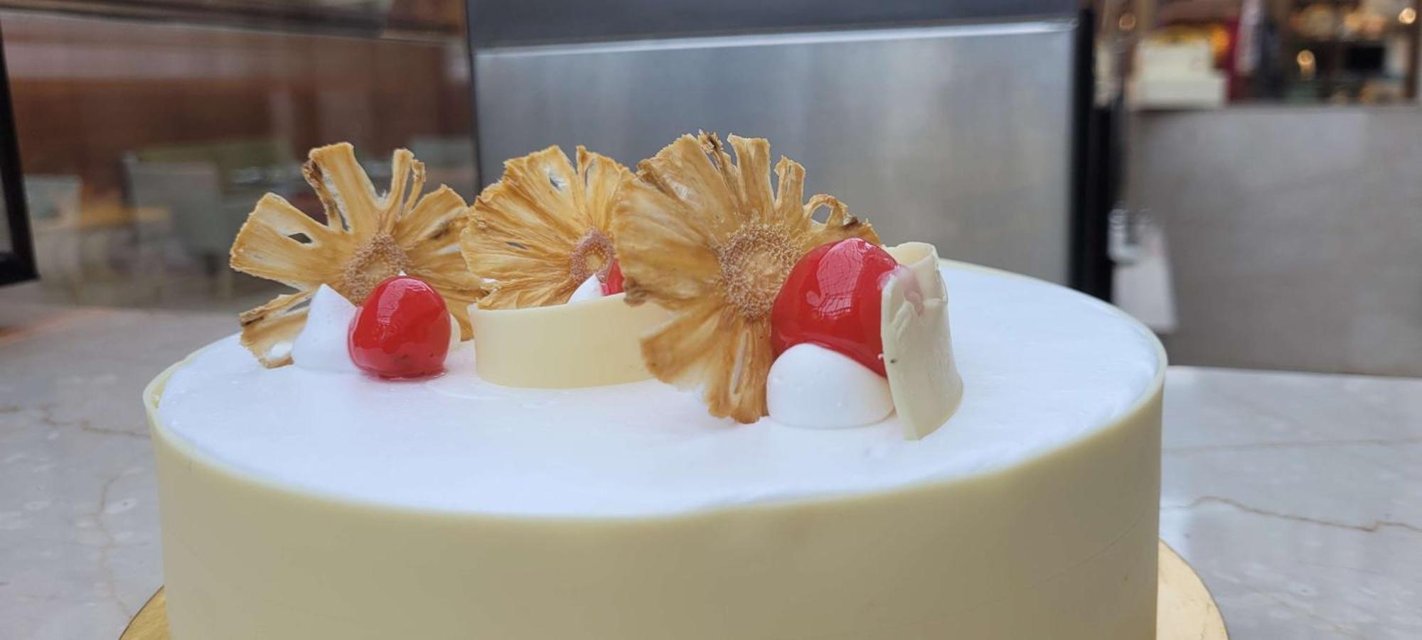 Radisson Blu Hotel, Greater Noida Exterior foto A cake