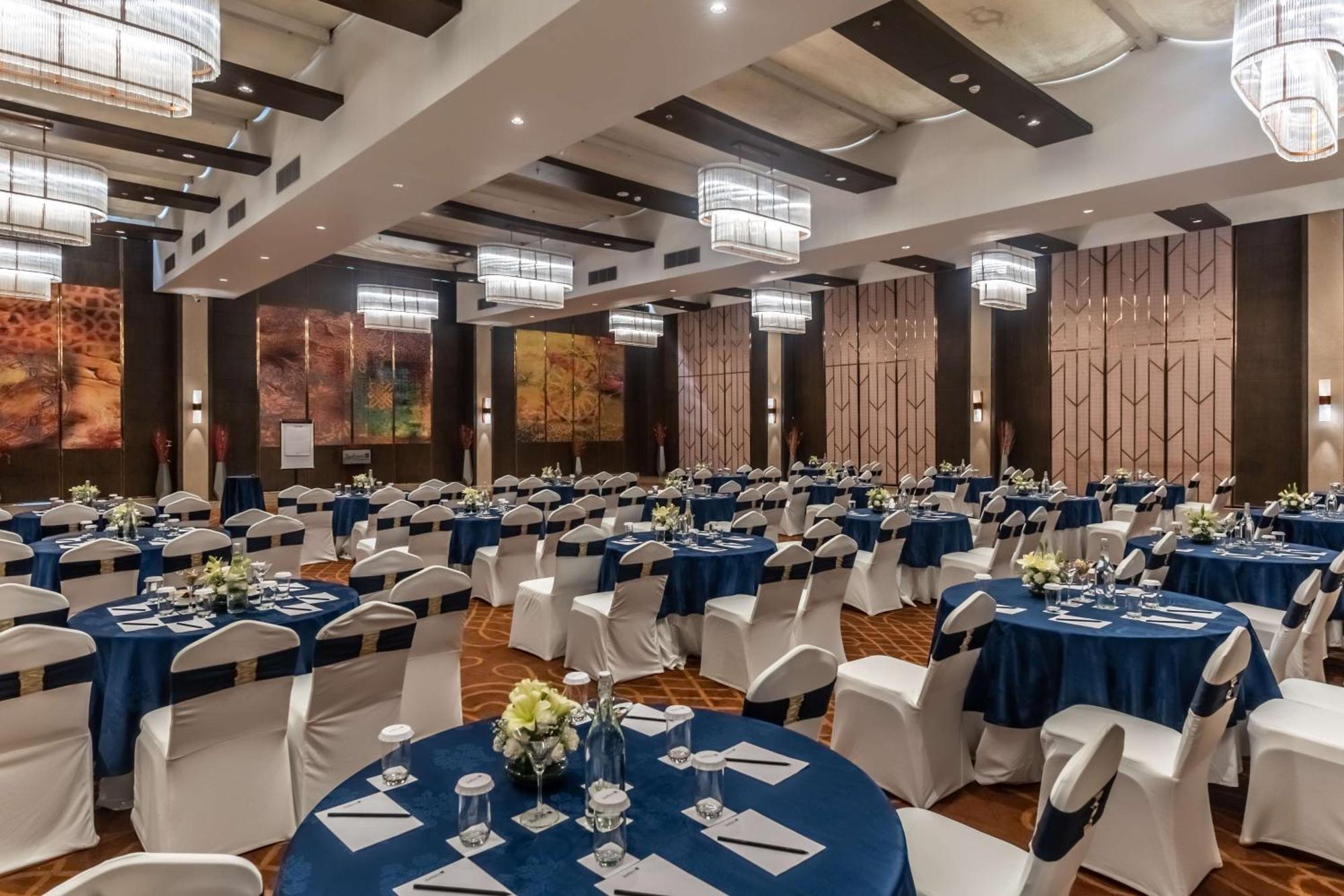 Radisson Blu Hotel, Greater Noida Exterior foto The Grand Ballroom